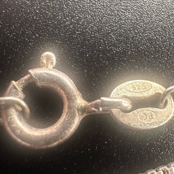 Sterling Silver Claddagh 18” Necklace - Picture 7 of 10